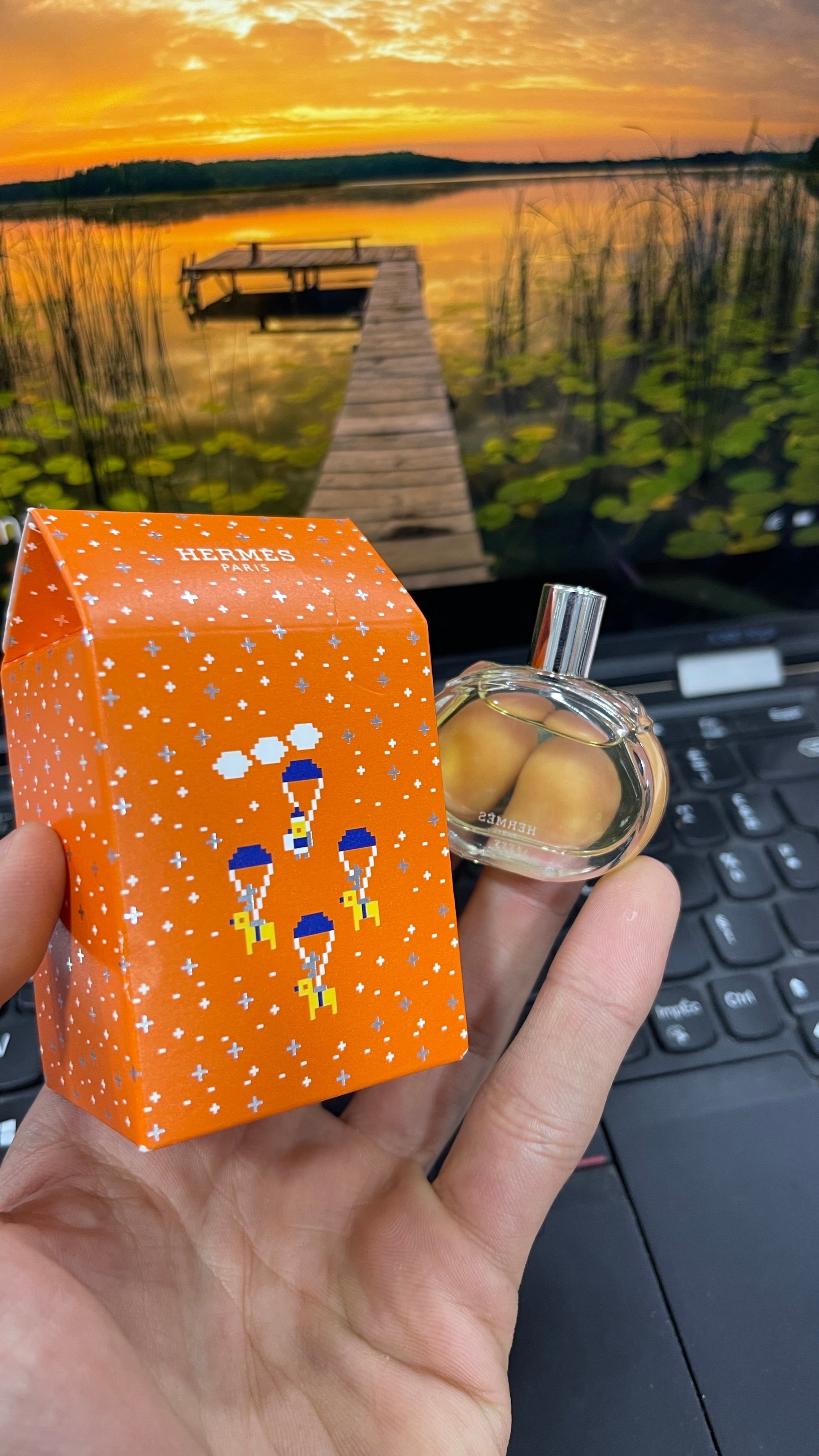 Box Muniature barénia 7.5 ml